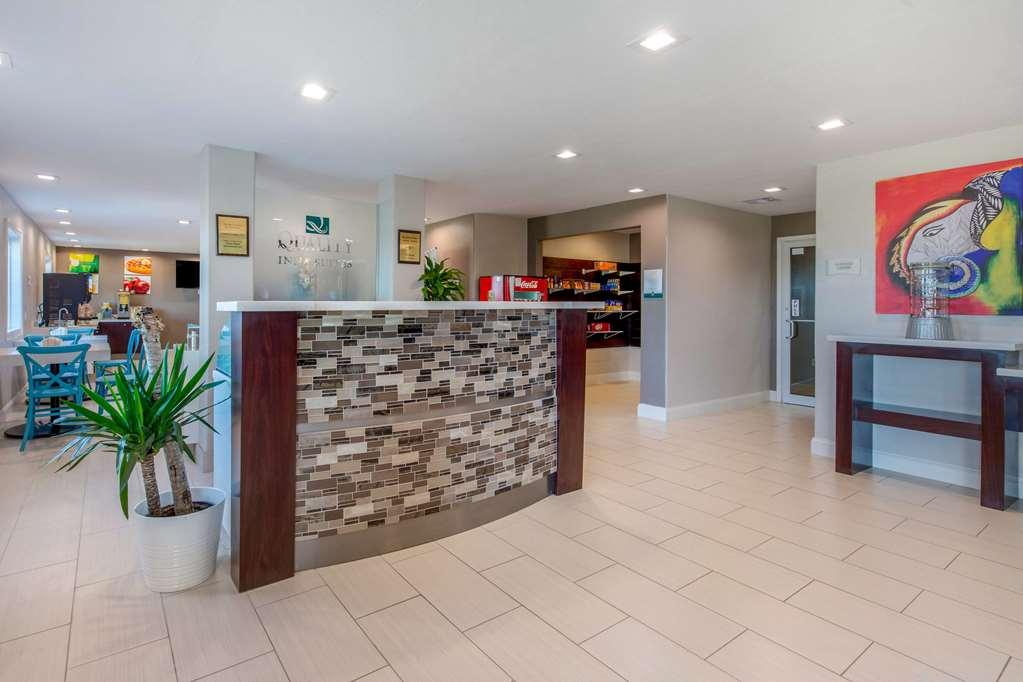 Quality Inn & Suites Port Arthur - Nederland Interior photo