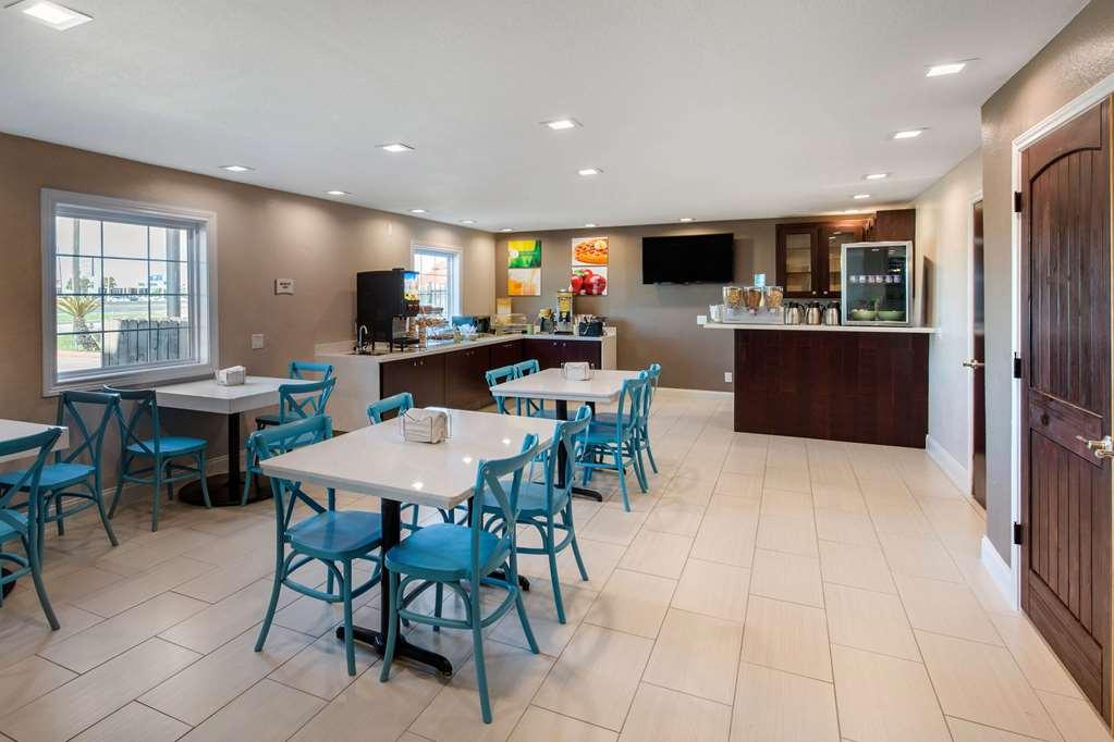 Quality Inn & Suites Port Arthur - Nederland Restaurant photo